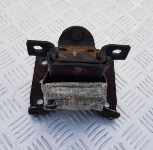 Опора ДВС Chevrolet Tahoe 2006-2014 (6.0L)  25828247; 15919101; 15829212; 15226253; 15743846; 15226252; 15829211