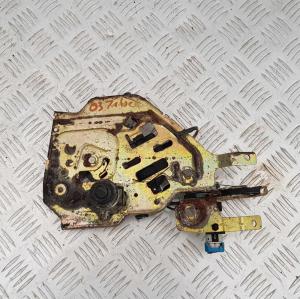 Замок багажника Chevrolet Tahoe 1999-2006 15808595; 15250765; 15199583; 15093457; 15764041; 15753091; 15054327 Замок багажника Chevrolet Tahoe 1999-2006 15808595; 15250765; 15199583; 15093457; 15764041; 15753091; 15054327