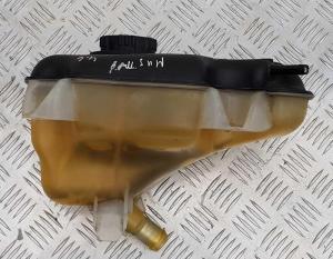 Расширительный бачок Ford Mustang 2004-2014 4R33 8A080 AE