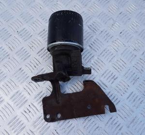 Адаптер масляного фильтра Ford Expedition 1996-2002 (4.6L) F75E 6884 GA; F75Z 6881 GA; F75Z 6881 FA Адаптер масляного фильтра Ford Expedition 1996-2002 (4.6L) F75E 6884 GA; F75Z 6881 GA; F75Z 6881 FA