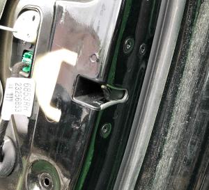 Замок задней правой двери Cadillac Escalade / Tahoe 2014-2021 13592258 ; 13590514 ; 13501210 ; 13586157 ; 13587944