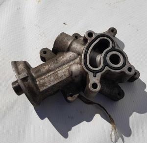 Корпус масляного фильтра Ford Explorer 5 AT4Z 6881 A; AT4E 6884 HA