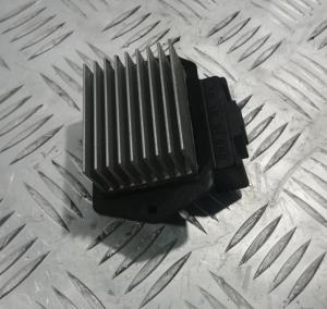 Резистор вентилятора отопителя Cadillac CTS 2002-2007; SRX 2004- 2010 25740415; 1572791 Резистор вентилятора отопителя Cadillac CTS 2002-2007; SRX 2004- 2010 25740415; 1572791
