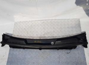 Планка/Жабо под лобовое стекло Cadillac SRX 2009-2016 20980362