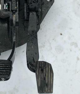 Педаль газа Jeep Renegade 2016 51942427 ; 68255379AA