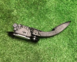 Педаль газа Chevrolet Tahoe / Escalade 2021-н.в. 84024307