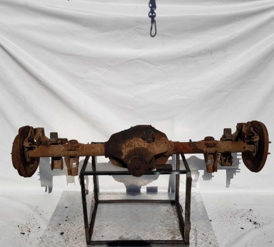 Задний мост Ford Expedition 1996-2002 (пер. число 3.73; с блок.) YL3Z 4010 A