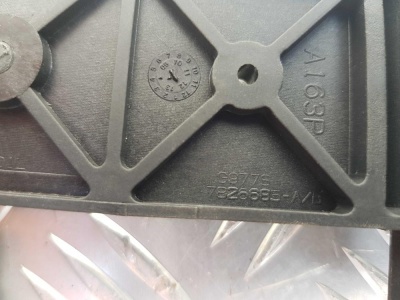 Кронштейн ручки двери левой Ford Explorer 5 BT4Z 7826685 A; BB5Z 7826685 A; CB5Z 7826685 A