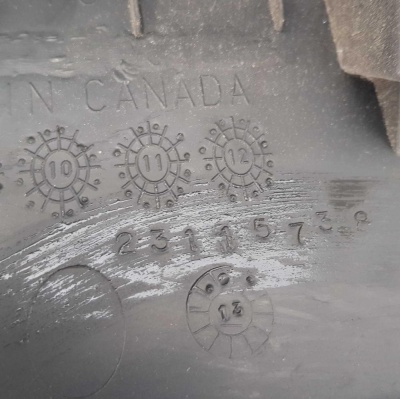 Накладка стойки лобового стекла левая Chevrolet Camaro 2010-2015 23115740; 20998052; 20954575; 92244335; 92241882; 92235186; 92246157; 92244871