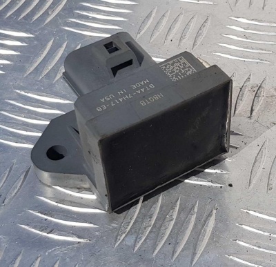 Блок управления раздаточной коробкой/TSC Ford Explorer 5  BT4A 7H417 EB; BT4Z 7E453 E