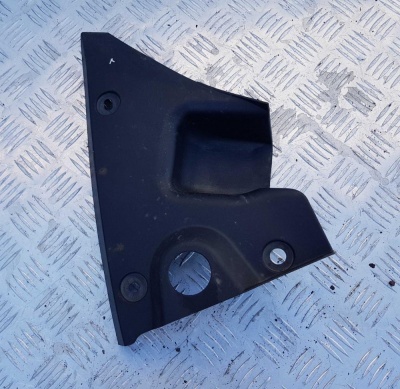 Водослив/Накладка заднего фонаря правого Chevrolet Camaro 2009-2015 20945028; 92236771