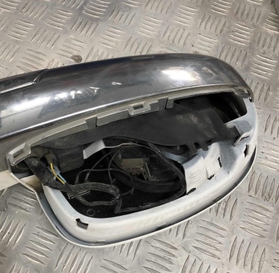 Зеркало правое Cadillac Escalade 2006-2014 25780265 ; 25780253