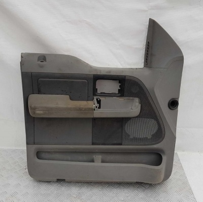 Обшивка двери передней левой Ford F150 2004-2008 5L3Z 1523943 DAA; 5L34 1523943 DC32NC
