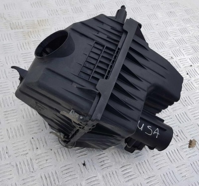 Корпус воздушного фильтра Ford Escape 2000-2007 5L8U 9A600 AA; 44ZH 1780; VP5L8U 9A612 AA; 7L8Z 9600 BBRM