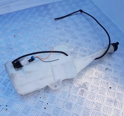 Бачок стеклоомывательной жидкости Chevrolet Camaro 2009-2015 22766713; 92221383