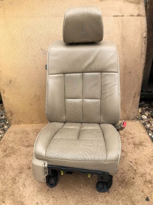Сиденье пассажирское Lincoln Navigator 2007-2014 65846484
