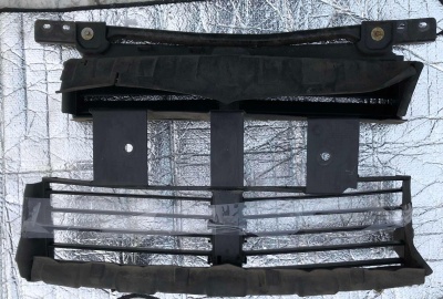 Шторка (Жалюзи) радиатора Ford Mustang 2015-2017 FR3Z 8475 A ; FR3B 8475 AA/AB/AC/AD/AE/AF