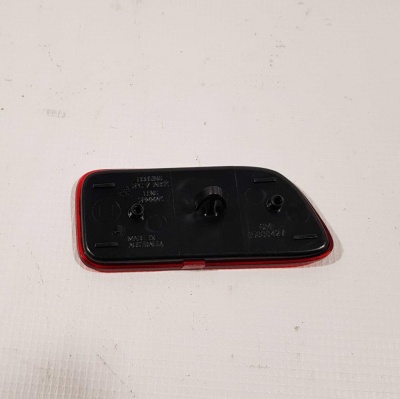 Катафот/Светоотражатель заднего бампера левый Chevrolet TrailBlazer 2001-2009 General Motors 15000427