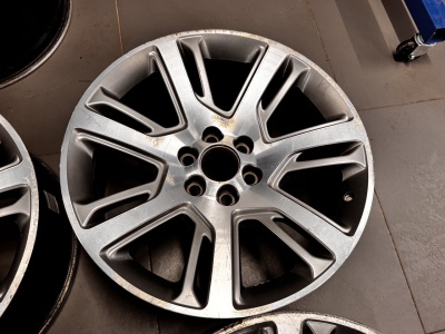 Диски литые (комплект) R22 Cadillac Escalade / Tahoe 2000-н.в 12121212