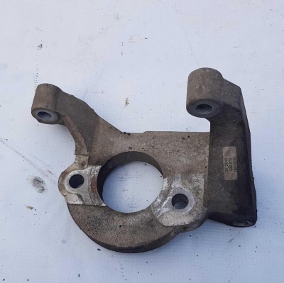 Кронштейн переднего редуктора Cadillac SRX 2009-2016 55560070