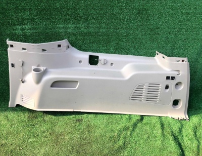 Обшивка багажника правая Cadillac Escalade (ESV) 2015-2020 23221259