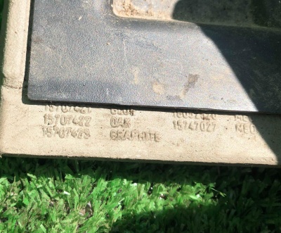 Бардачок Hummer H2 2003 15088306