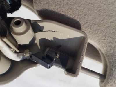 Козырек солнцезащитный левый Chevrolet Tahoe 1999-2003 15000919