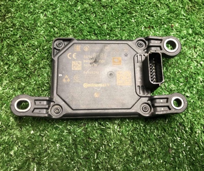 Радар круиза Chevrolet Tahoe / Escalade 2021-н.в. 84948289 ; 84948290