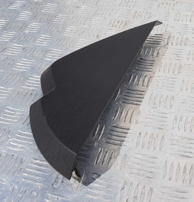 Боковая крышка панели торпедо левая Ford Explorer 5 BB5Z 7804481 AA; BB53 7804481 A; DB5Z 7804481 AA