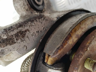 Кулак поворотный задний левый Cadillac SRX 2004-2010 88951999