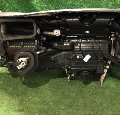 Печка салона торпедная Chevrolet Tahoe 2021-н.в. 24242424