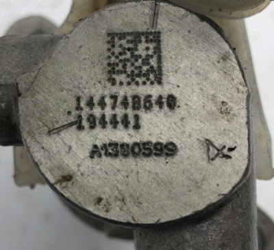 Главный тормозной целиндр Jeep Renegade 2015-2023 68284342AA