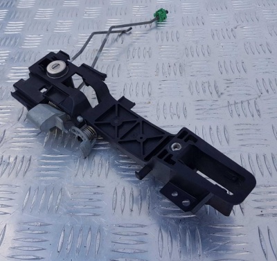 Кронштейн ручки двери левой Ford Explorer 5 BT4Z 7826685 A; BB5Z 7826685 A; CB5Z 7826685 A