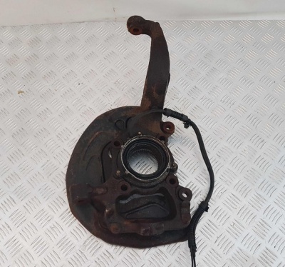 Кулак поворотный передний правый Ford F150 2004-2008 7L3Z 3K185 A