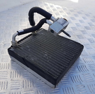 Испаритель кондиционера задний Ford Explorer 5 T1018685C; CG1Z19850B