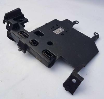 Дефлектор воздуховода панели торпедо в ноги пассажира Cadillac SRX 2009-2016 20932911; 20847265;