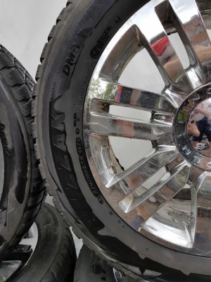 Резина Bridgestone Blizzak 275/55 R20 M+S 117T