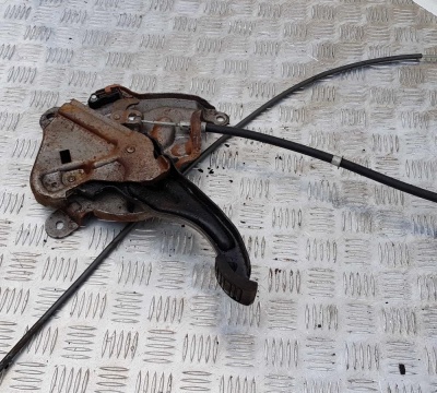 Педаль стояночного тормоза Chevrolet Tahoe 1999-2006 25780186