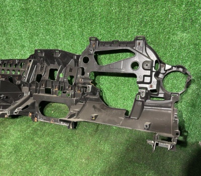 Панель торпедо Chevrolet Camaro 2016-2024 84681969 ; 23401734 ; 84017368 ; 84338685