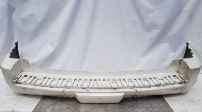 Бампер задний Chevrolet Tahoe 2006-2014 20951793