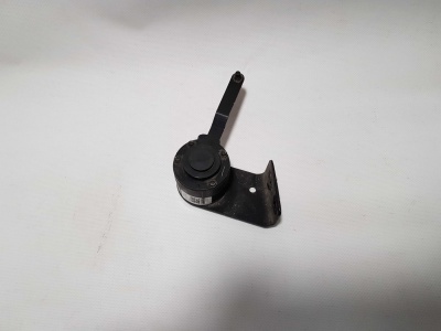 Датчик положения подвески передний Chevrolet Tahoe 2006-2014 15098628