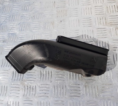 Воздуховод под панелью торпедо левый Cadillac SRX 2009-2016 25876675