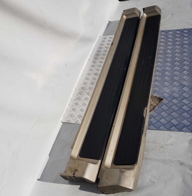 Пороги (комплект) Ford Explorer 4 2008-2010 6L2Z 16N454 BAA; 6L2Z 16N455 BAA; 6L24 16A516 ; 6L24 16A517