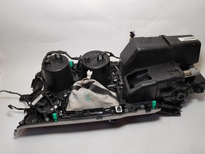 Центральная консоль Ford Explorer 5 2011-2015 DB5Z 78045A76; DB5Z 7804608