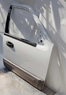 Дверь передняя правая Ford Expedition 5L1Z 7820124 AA