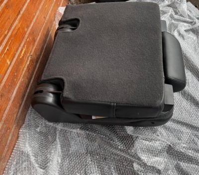 Сиденье третего ряда правое Chevrolet Tahoe 2006-2014 20963259