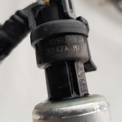 Датчик давления кондиционера General Motors 2006-2018 13502759; 13587668