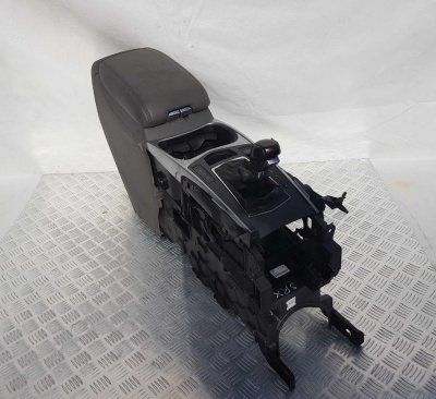 Центральная консоль Cadillac SRX 2009-2016 20916078; 20916063; 20916077; 20916058; 20825492