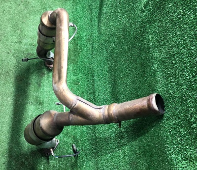 Приемная труба (5.3L) Chevrolet Suburban / Escalade 2021-н.в. 84655074 ; 23241309 ; 84520354 ; 84557805 ; 19420299