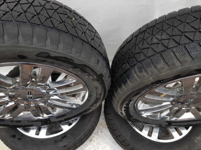 Резина Bridgestone Blizzak 275/55 R20 M+S 117T